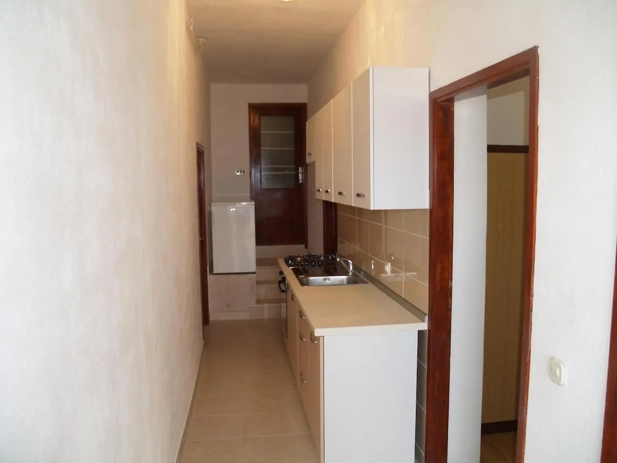 Apartments With A Parking Space Preko, Ugljan - 20853 克罗地亚